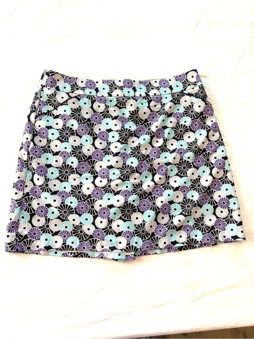 NWOT Peter Millar Black Turquoise Floral Golf Skort Wicking SZ 12